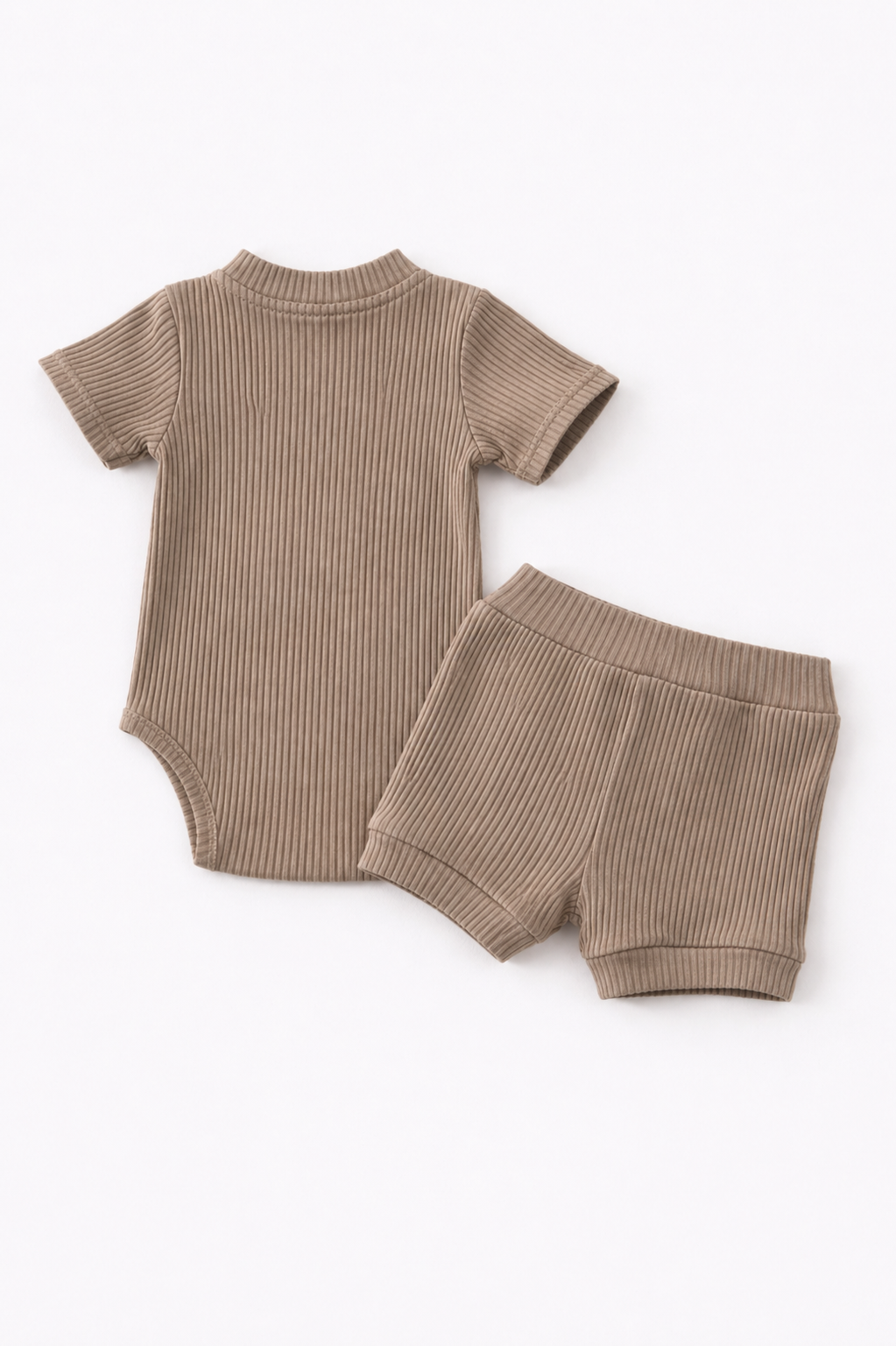Mochaccino ribbed baby onesie and shorts set on a white background